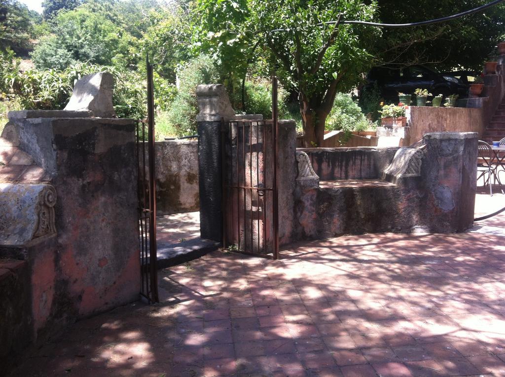 La Rocca Della Rosa Villa Zafferana Etnea Cameră foto